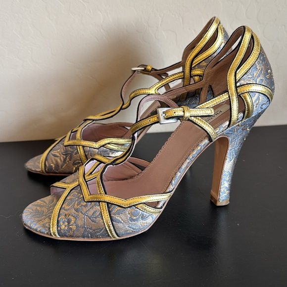 Vintage Prada 4 inch heels. Size 38 1/2. Matelasse + Silk Oro Antico. RARE!!!! - Picture 5 of 16